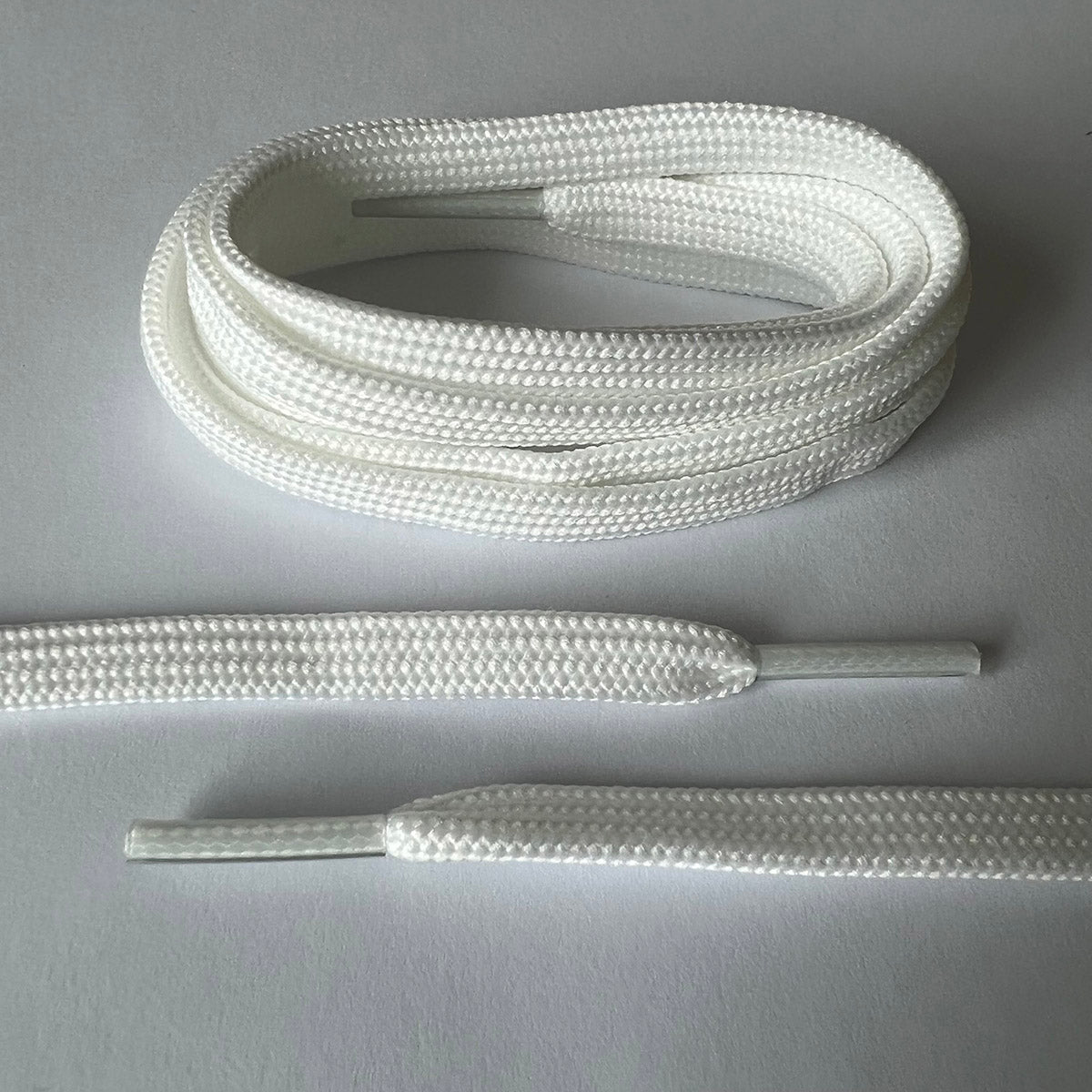 Louis Vuitton Trainer White Signature Shoe Laces